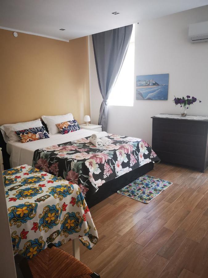 Rent House A Casa Mia Hotel Palermo Bagian luar foto