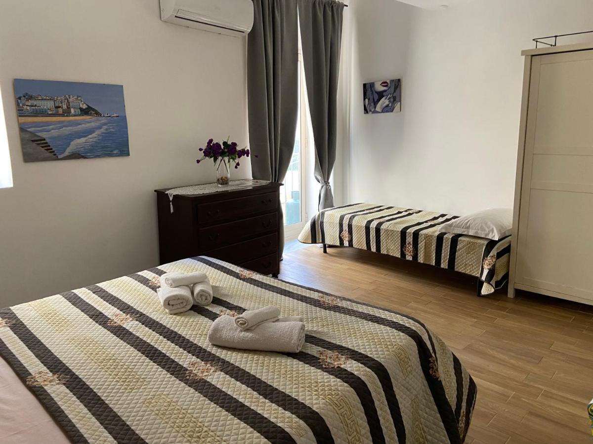 Rent House A Casa Mia Hotel Palermo Bagian luar foto